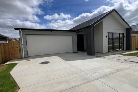 Photo of property in 7 Wagyu Lane, Karaka, 2580
