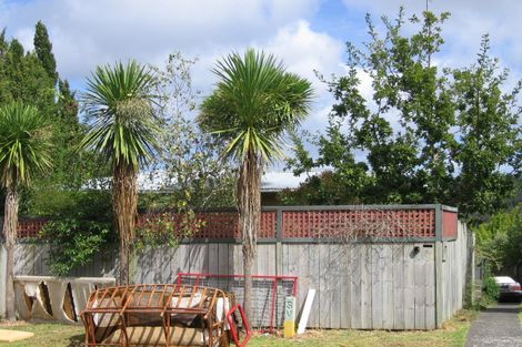 Photo of property in 76 Paragon Avenue, Beach Haven, Auckland, 0626