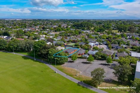 Photo of property in 17 Newbridge Place, Ilam, Christchurch, 8041