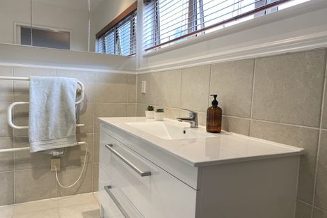 Photo of property in 221 Papamoa Beach Road, Papamoa Beach, Papamoa, 3118