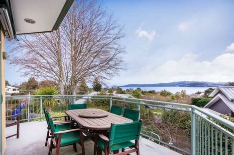 Photo of property in 28 Chesham Avenue, Waipahihi, Taupo, 3330