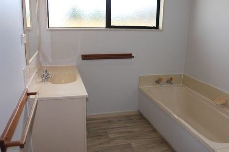 Photo of property in 27a Ferguson Street, Awapuni, Palmerston North, 4412