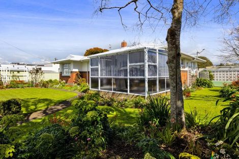 Photo of property in 75 Domett Street, Waitara, 4320