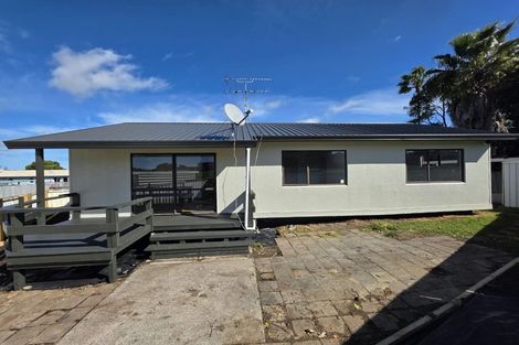 Photo of property in 3/35 Trimdon Street, Randwick Park, Auckland, 2105