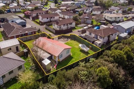 Photo of property in 28 Trimdon Street, Randwick Park, Auckland, 2105