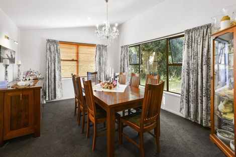 Photo of property in 25 Halver Road, Hillpark, Auckland, 2102