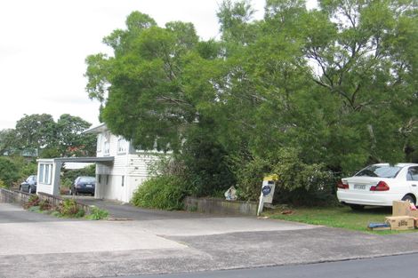 Photo of property in 7 Kelwyn Road, Kelston, Auckland, 0602