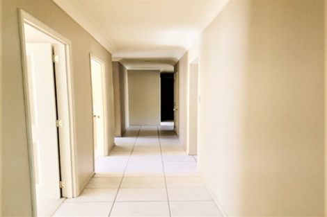 Photo of property in 5 La Cumbre Close, Bethlehem, Tauranga, 3110