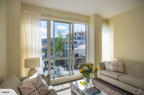 Photo of property in Stadium Garden Flats, 406/107 Thorndon Quay, Pipitea, Wellington, 6011