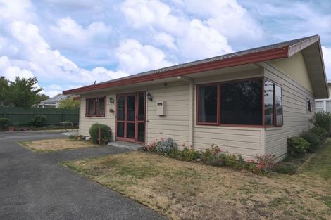 Photo of property in 18a Fisher Place, Carterton, 5713