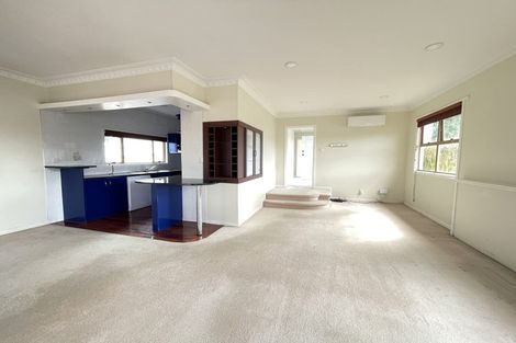 Photo of property in 15 Lake Road, Northcote, Auckland, 0627