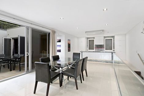 Photo of property in 6 Chandler Lane, Fernhill, Queenstown, 9300