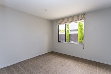 Photo of property in 14 Hideaway Gate, Parklands, Christchurch, 8083