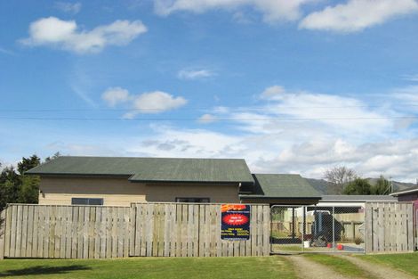 Photo of property in 48/50a Vogel Street, Shannon, 4821