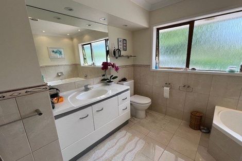 Photo of property in 336 Point View Drive, Shamrock Park, Auckland, 2016