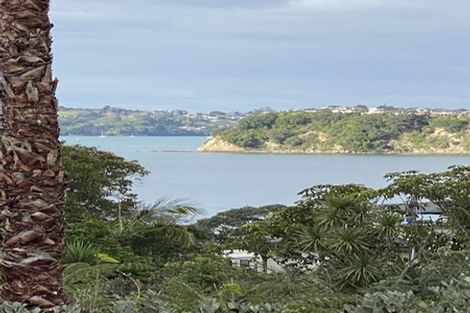 Photo of property in 2 Cooper Road, Stanmore Bay, Whangaparaoa, 0932