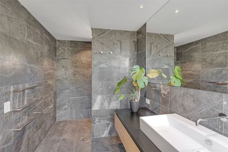 Photo of property in 2 Marriner Street, Sumner, Christchurch, 8081