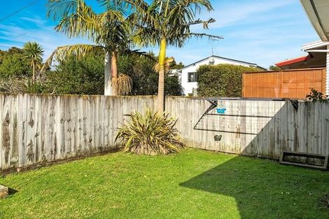 Photo of property in 1/87 Salisbury Road, Birkdale, Auckland, 0626