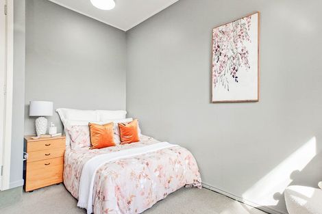 Photo of property in 22b Hillside Drive, Maoribank, Upper Hutt, 5018