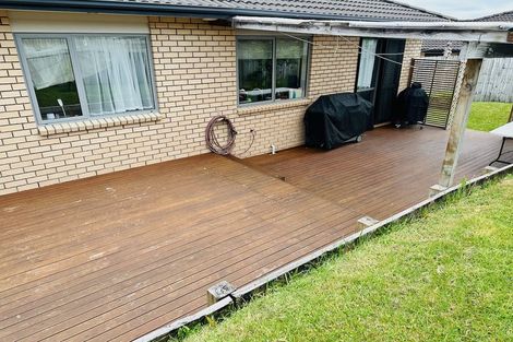 Photo of property in 76 Westgate Drive, Massey, Auckland, 0614