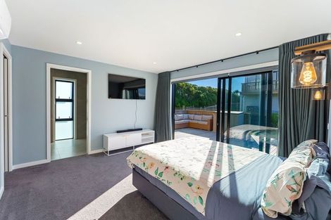 Photo of property in 1 Arapipi Way, Peka Peka, Waikanae, 5391