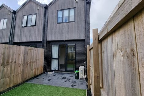 Photo of property in 7/63 Taikata Road, Te Atatu Peninsula, Auckland, 0610