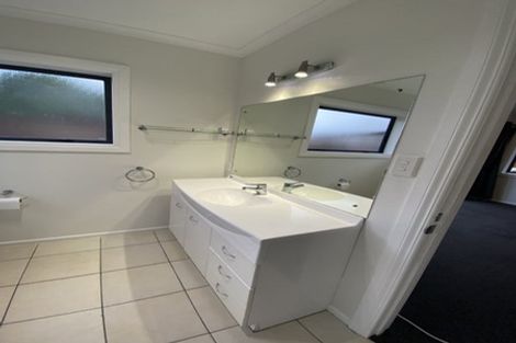 Photo of property in 13 Everton Place, Grandview Heights, Hamilton, 3200