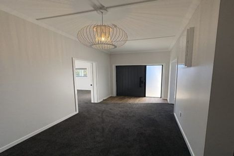 Photo of property in 11 Dyson Street, Strathern, Invercargill, 9812