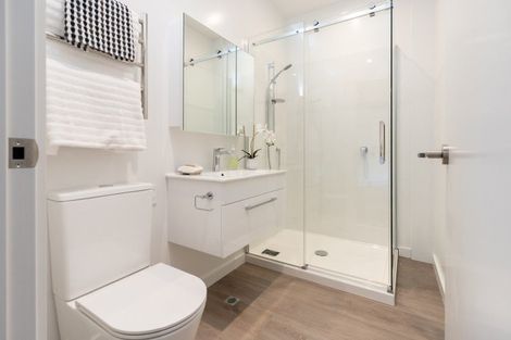 Photo of property in 121d The Parade, Island Bay, Wellington, 6023