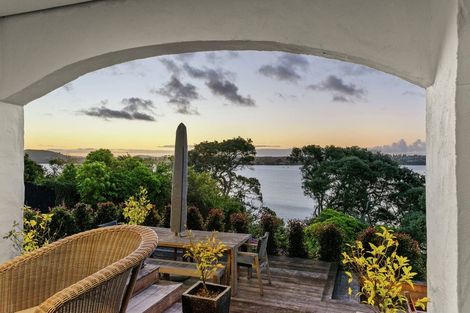 Photo of property in 26 Falstaff Place, Half Moon Bay, Auckland, 2012