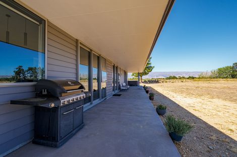 Photo of property in 390a Letts Gully Road, Letts Gully, Alexandra, 9393