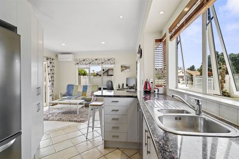 Photo of property in 9 Tuihana Drive, Papamoa Beach, Papamoa, 3118