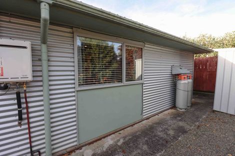 Photo of property in 2 Meadowvale Drive, Levin, 5510