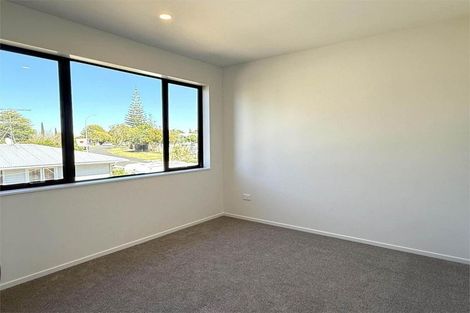 Photo of property in 102b Ennis Avenue, Pakuranga Heights, Auckland, 2010