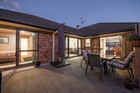 Photo of property in 31 Tomika Crescent, Papamoa Beach, Papamoa, 3118