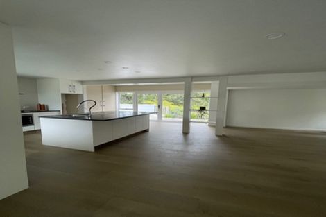 Photo of property in 17 Wernham Place, Northcote, Auckland, 0626