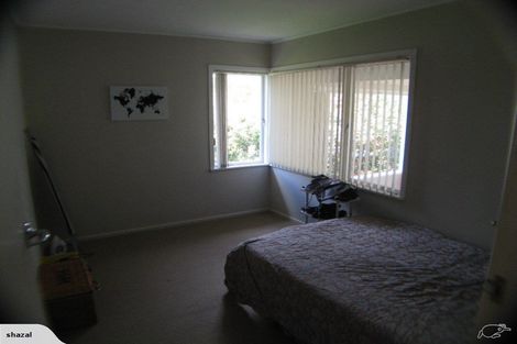 Photo of property in 19 Woodstock Road, Forrest Hill, Auckland, 0620