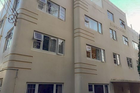 Photo of property in Elms Court Flats, 2/367 The Terrace, Te Aro, Wellington, 6011