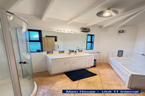 Photo of property in 32-34 School Road, Paihia, 0200