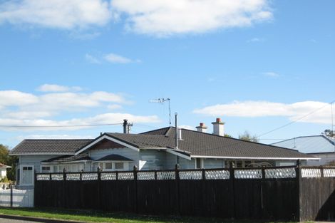 Photo of property in 26 Robert Street, Marton, 4710