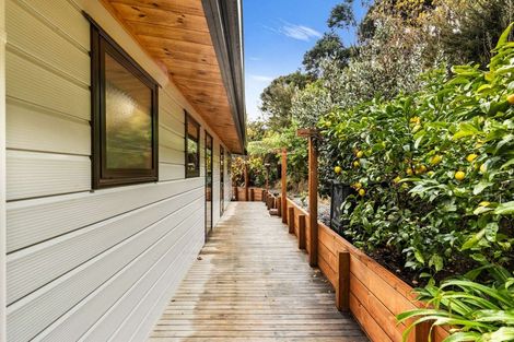 Photo of property in 9a Finlay Grove, Waikawa, Picton, 7220