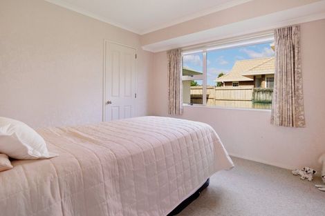 Photo of property in 10 Ridgemount Terrace, Welcome Bay, Tauranga, 3112