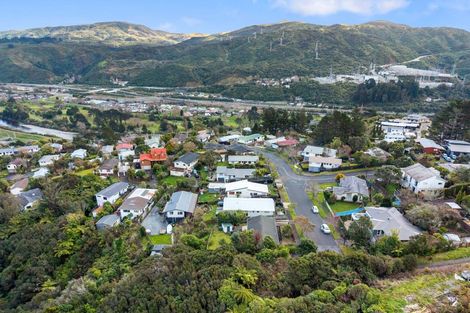 Photo of property in 106 Lord Street, Stokes Valley, Lower Hutt, 5019