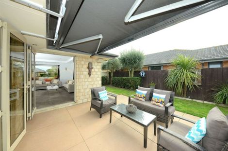 Photo of property in 76 Puhara Avenue, Parklands, Christchurch, 8083