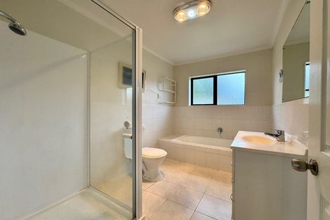 Photo of property in 76 Pitt Avenue, Clendon Park, Auckland, 2103