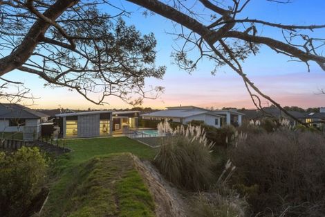 Photo of property in 24 Wisteria Place, Flagstaff, Hamilton, 3210