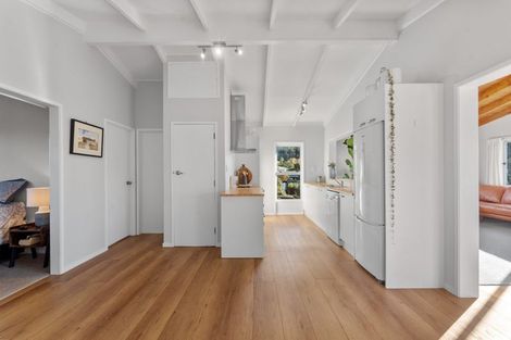 Photo of property in 6 Seatoun Avenue, Leigh, Warkworth, 0985