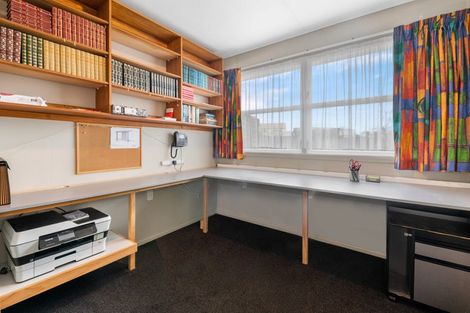 Photo of property in 35 Aotea Crescent, Tokoroa, 3420