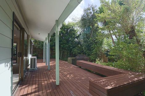 Photo of property in 1/5 Rosca Lane, Sunnyhills, Auckland, 2010