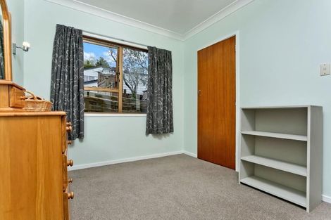 Photo of property in 1/4 Lynn Road, Bayview, Auckland, 0629